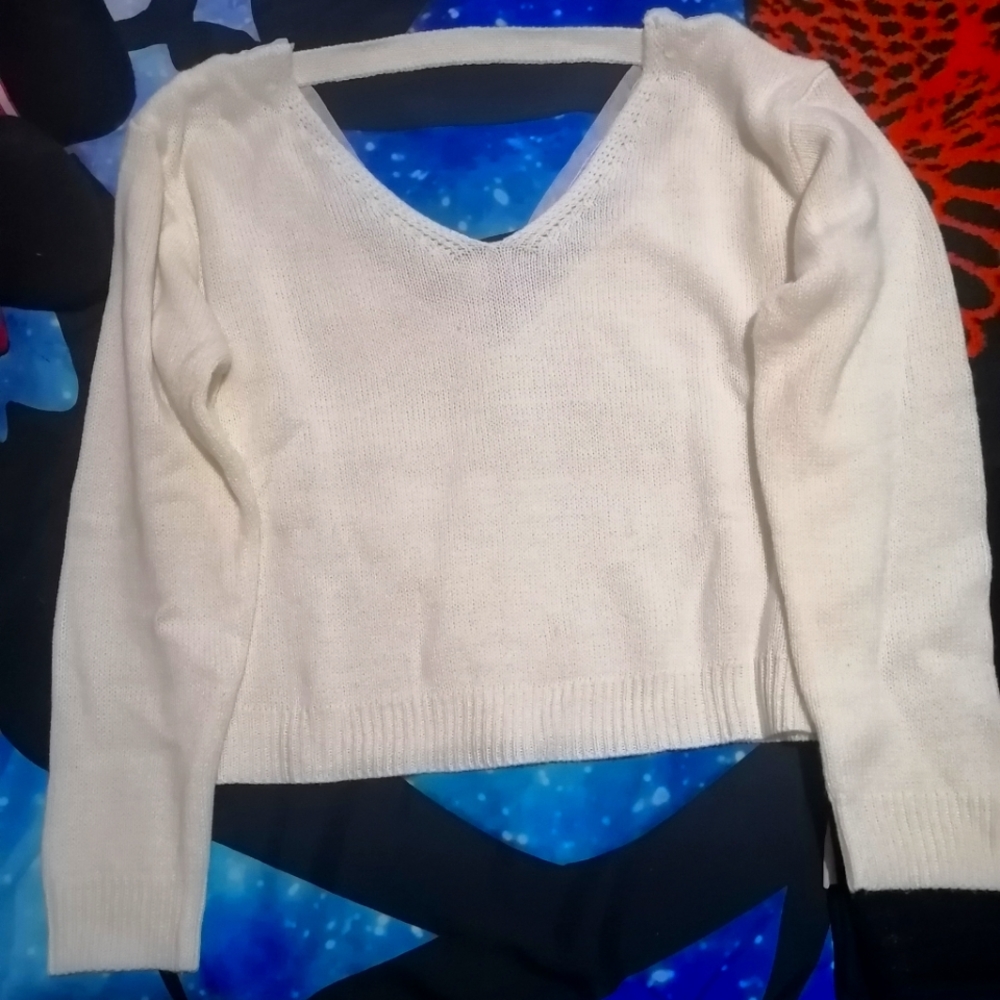 Cropped sweater
